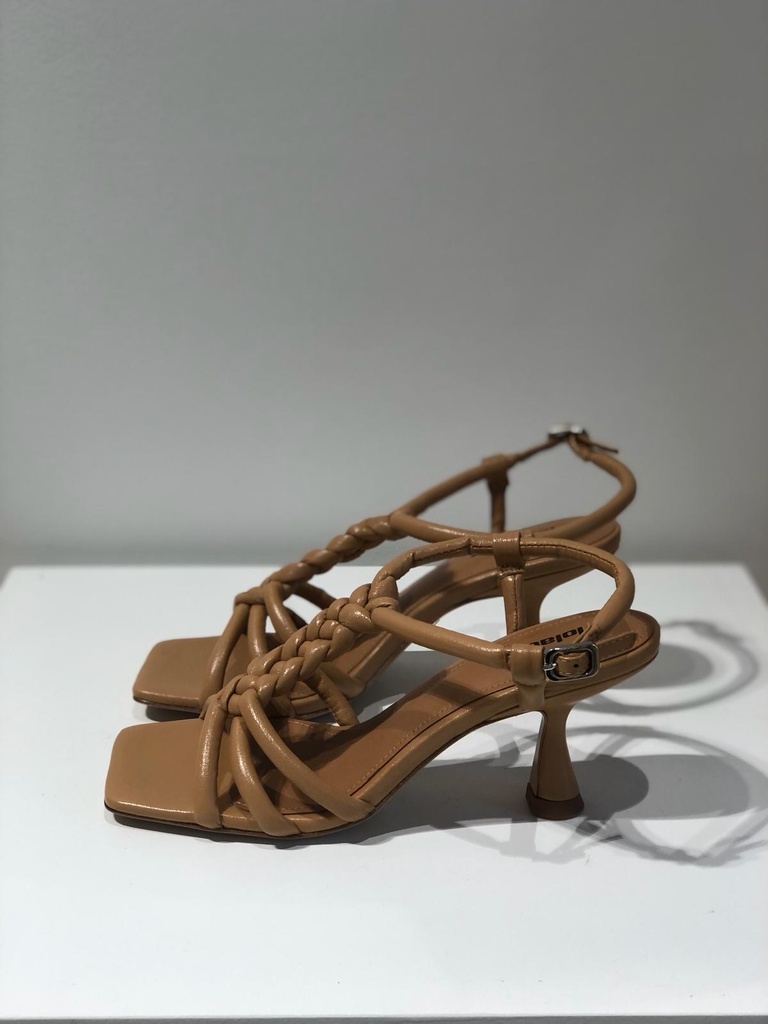 LOLA CRUZ sandalen LIA camel