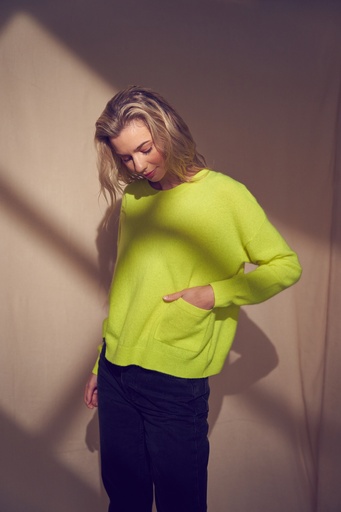 BRODIE cashmere trui CREW neon geel